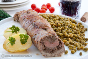 rulada-din-muschiulet-porc-cu-carne-tocata-de-vita