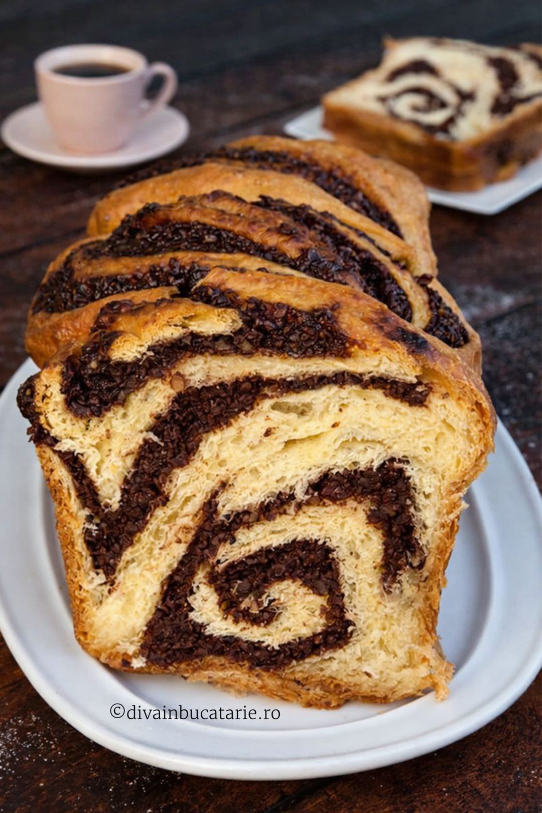 cozonac insiropat reteta divainbucatarie A