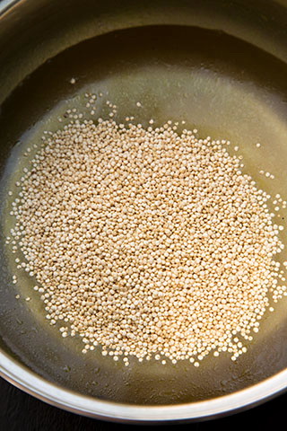 salata-mediteraneana-cu-quinoa-1