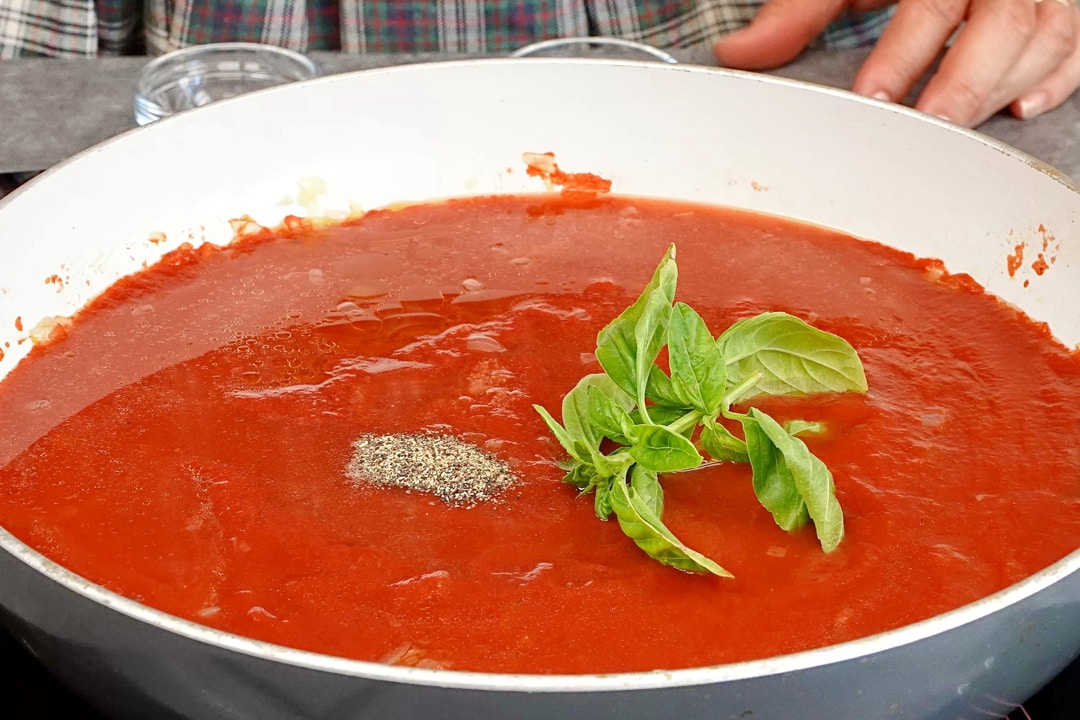 Vinete alla parmigiana sau vinete cu parmezan la cuptor 4