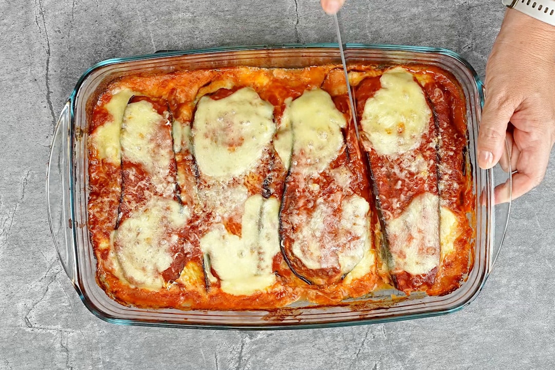 Vinete alla parmigiana sau vinete cu parmezan la cuptor 6