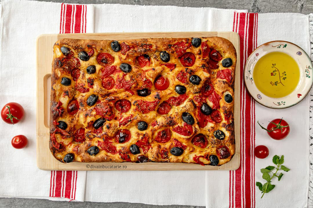 foccacia cu rosii si masline 6