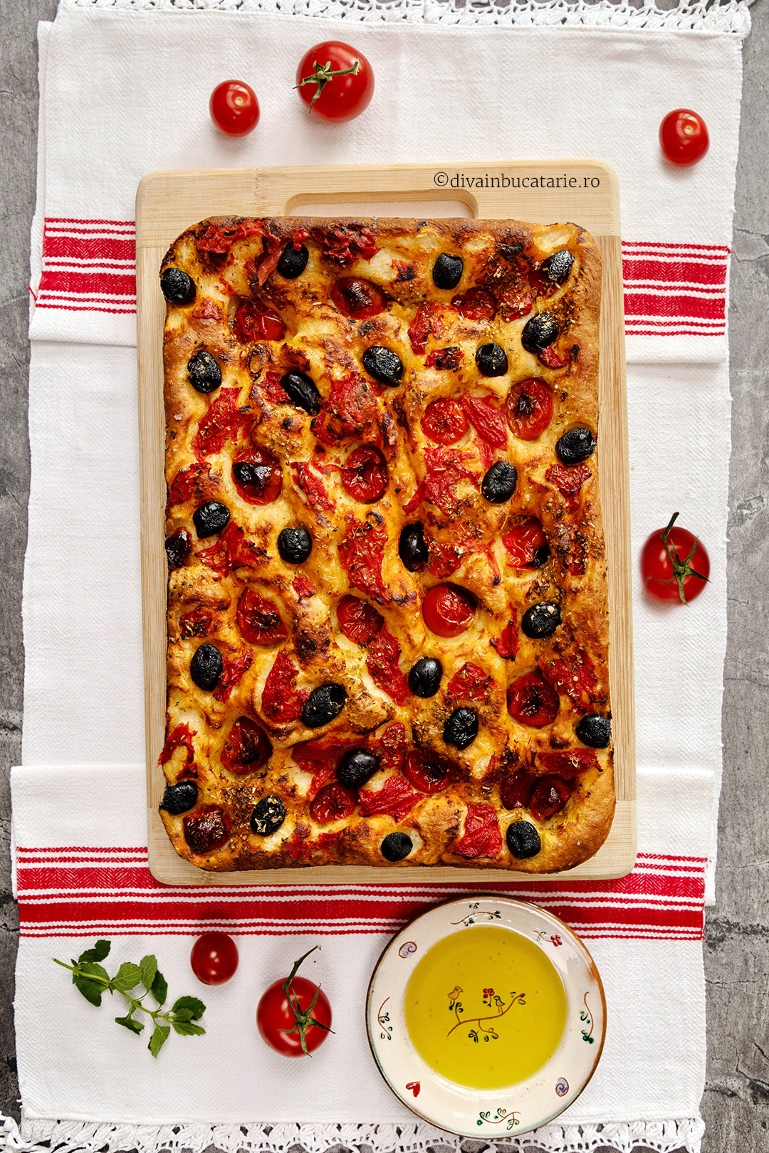 foccacia cu rosii si masline D