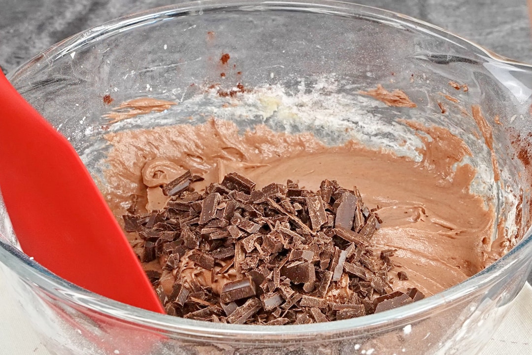 chec de ciocolata cu pere posate 6