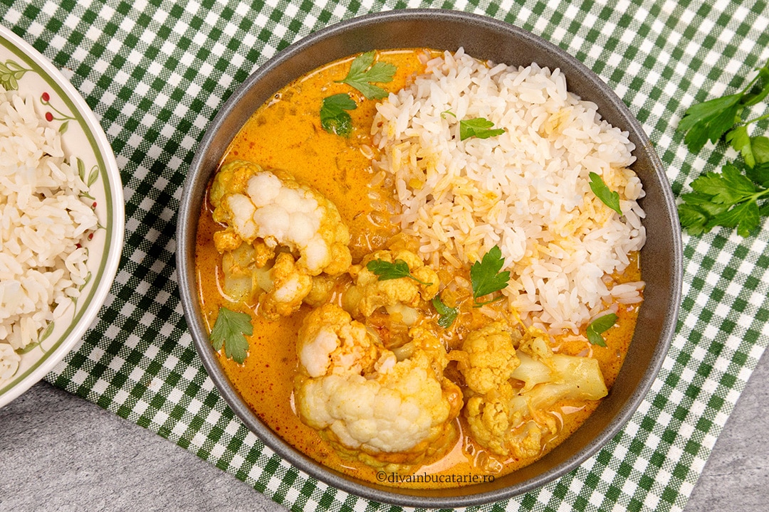 conopida in sos curry rosu B