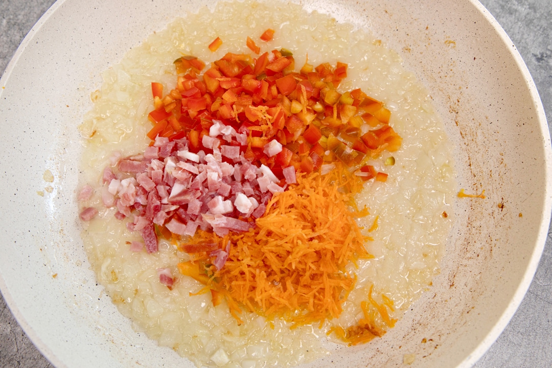 iahnie de fasole cu carnati 1