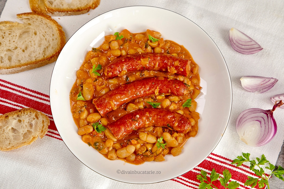 iahnie de fasole cu carnati B