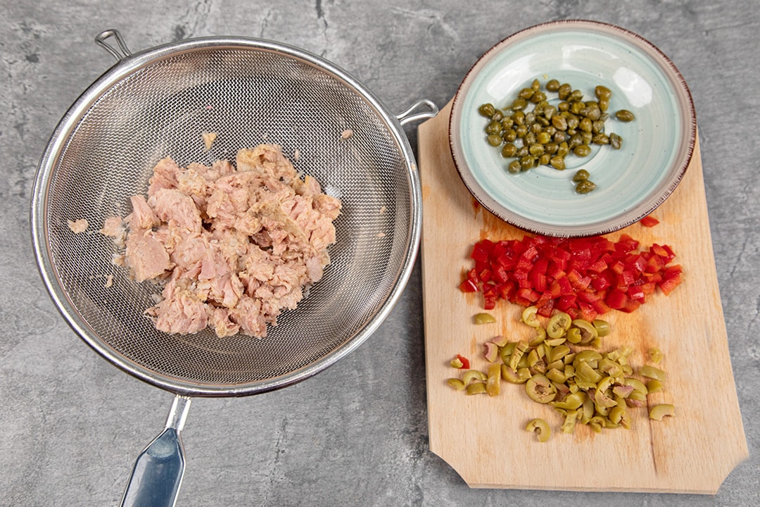 chec aperitiv cu ton 1