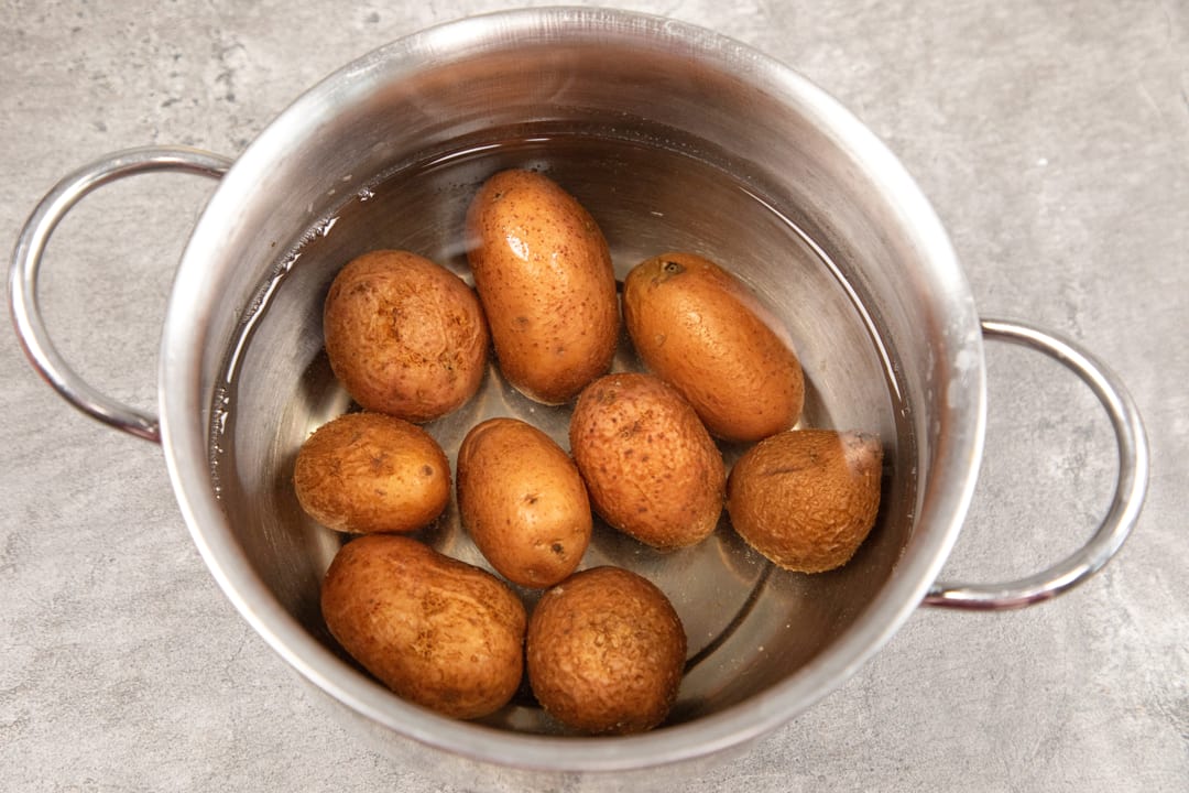 salata de cartofi cu iaurt si marar 1