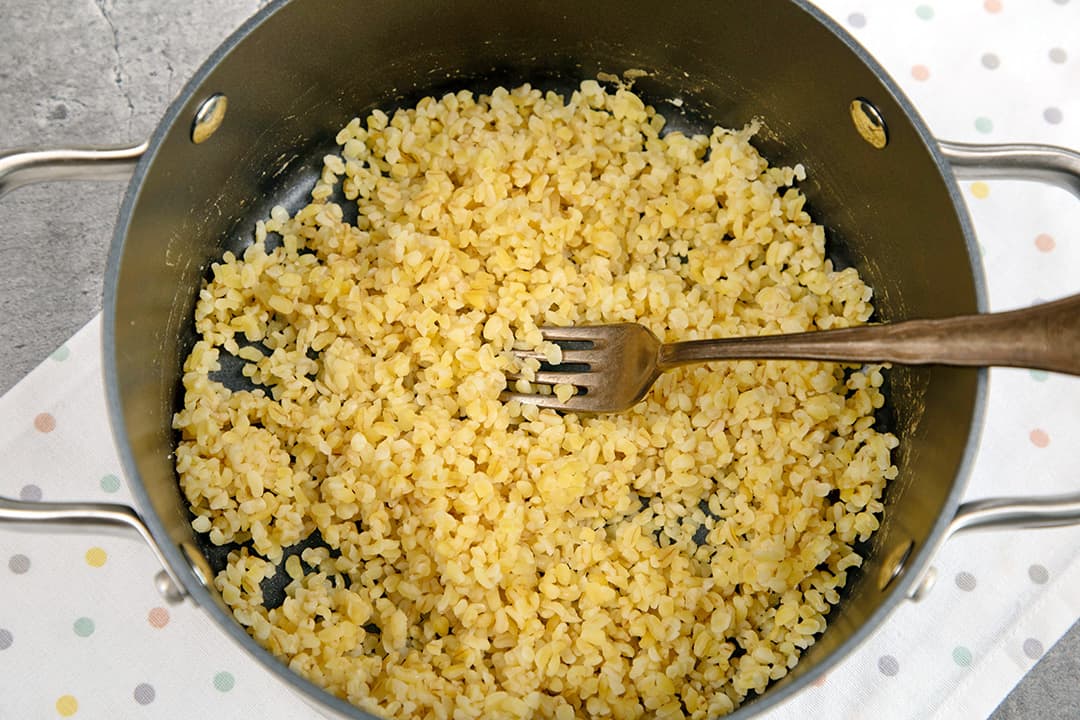 salata de bulgur cu legume proaspete 4