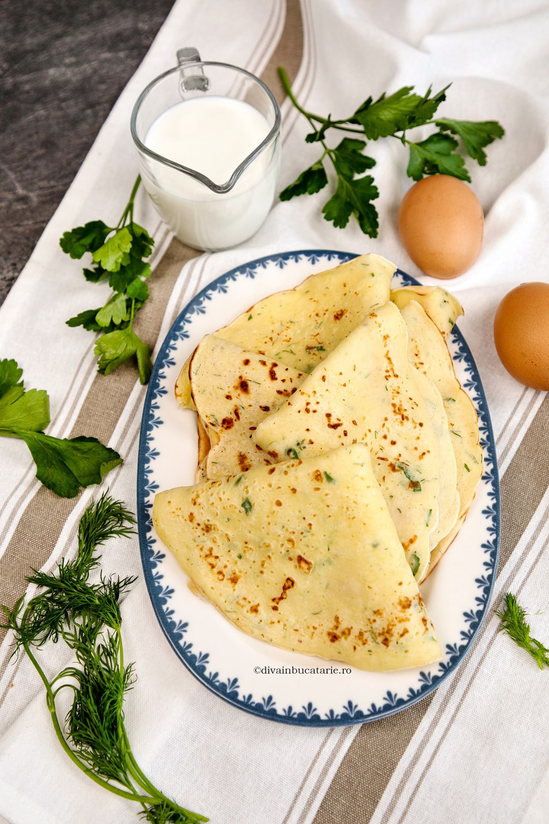 clatite cu telemea si marar C