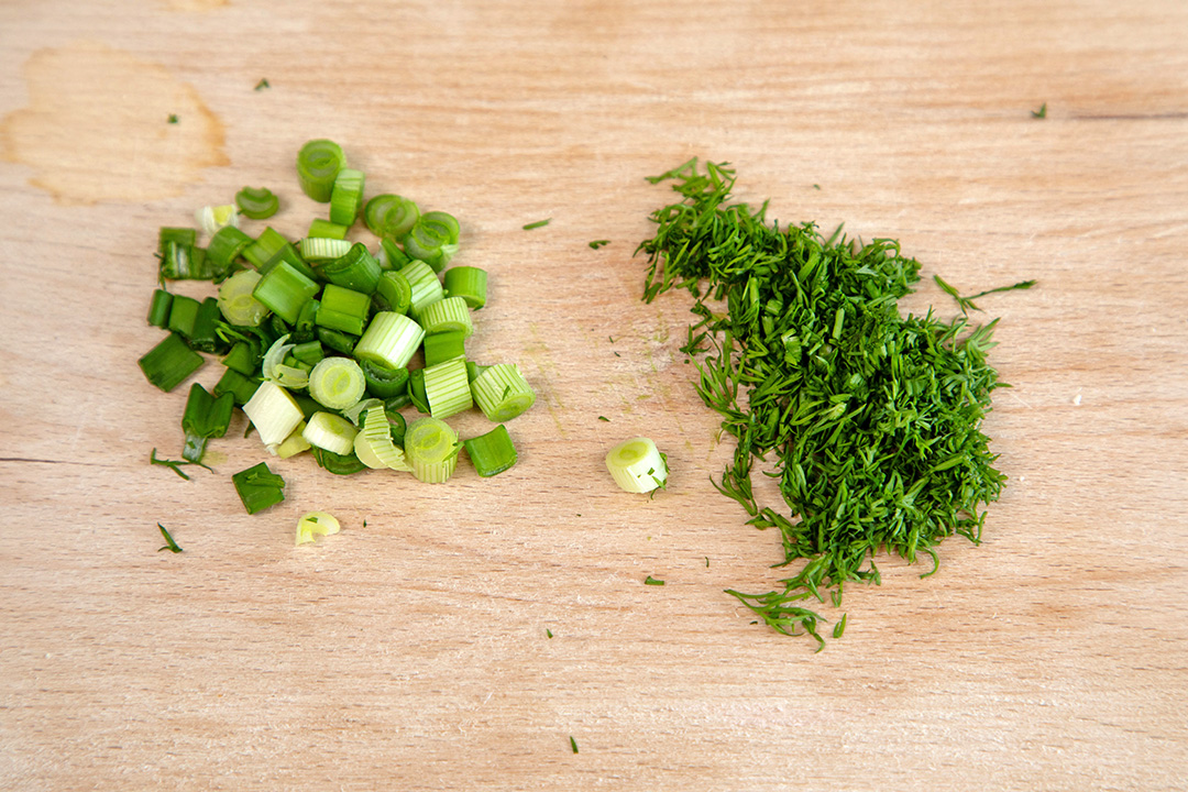 pasta de sardine cu oua fierte 2