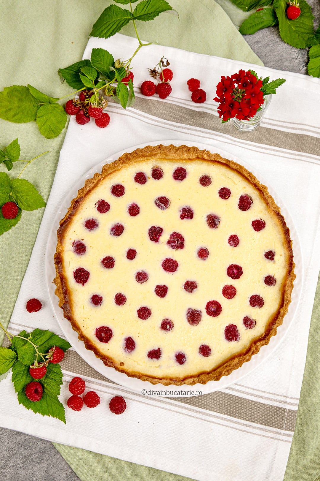 tarta cu ricotta si zmeura C